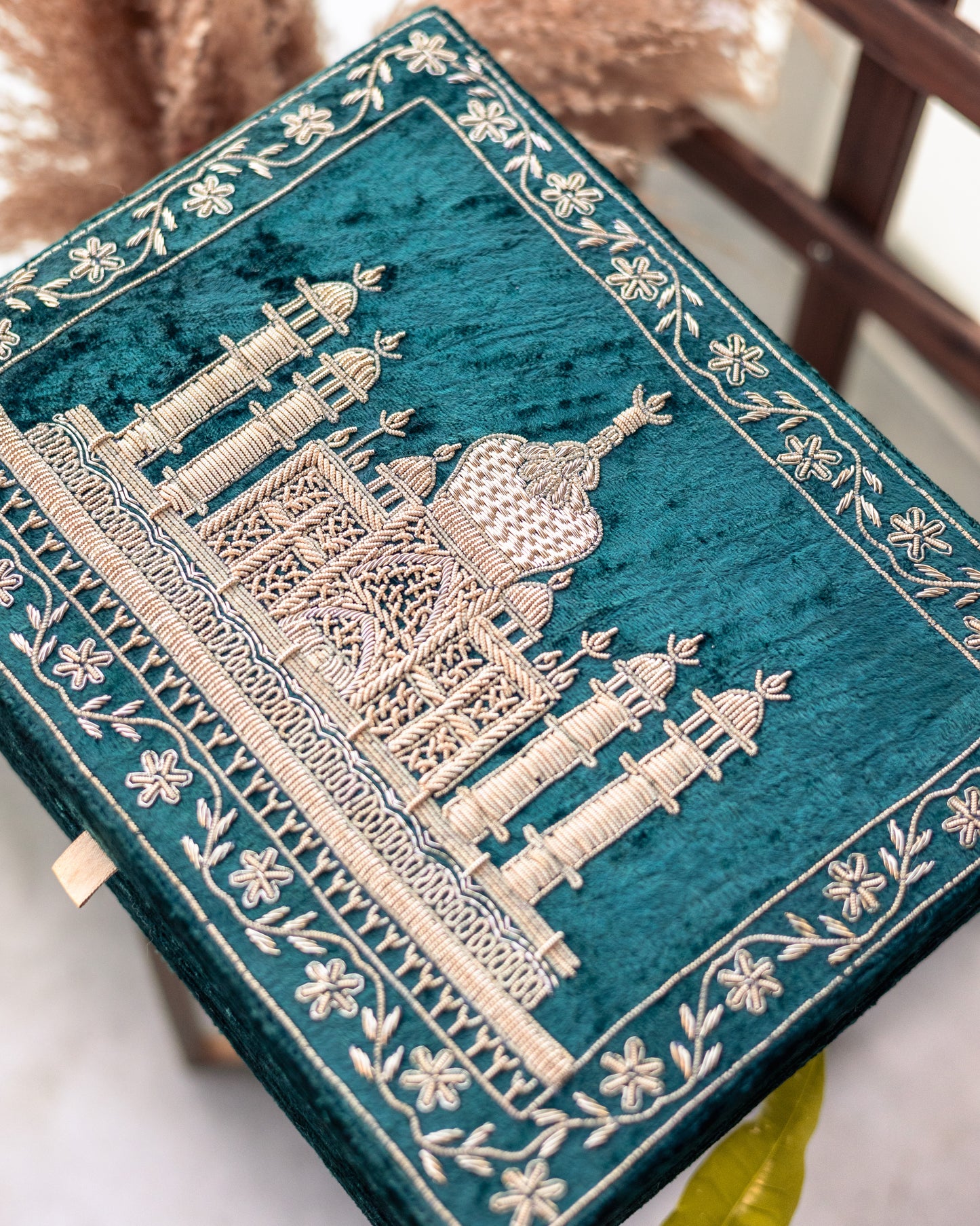 Regal Emerald Taj Mahal Jewelry Box