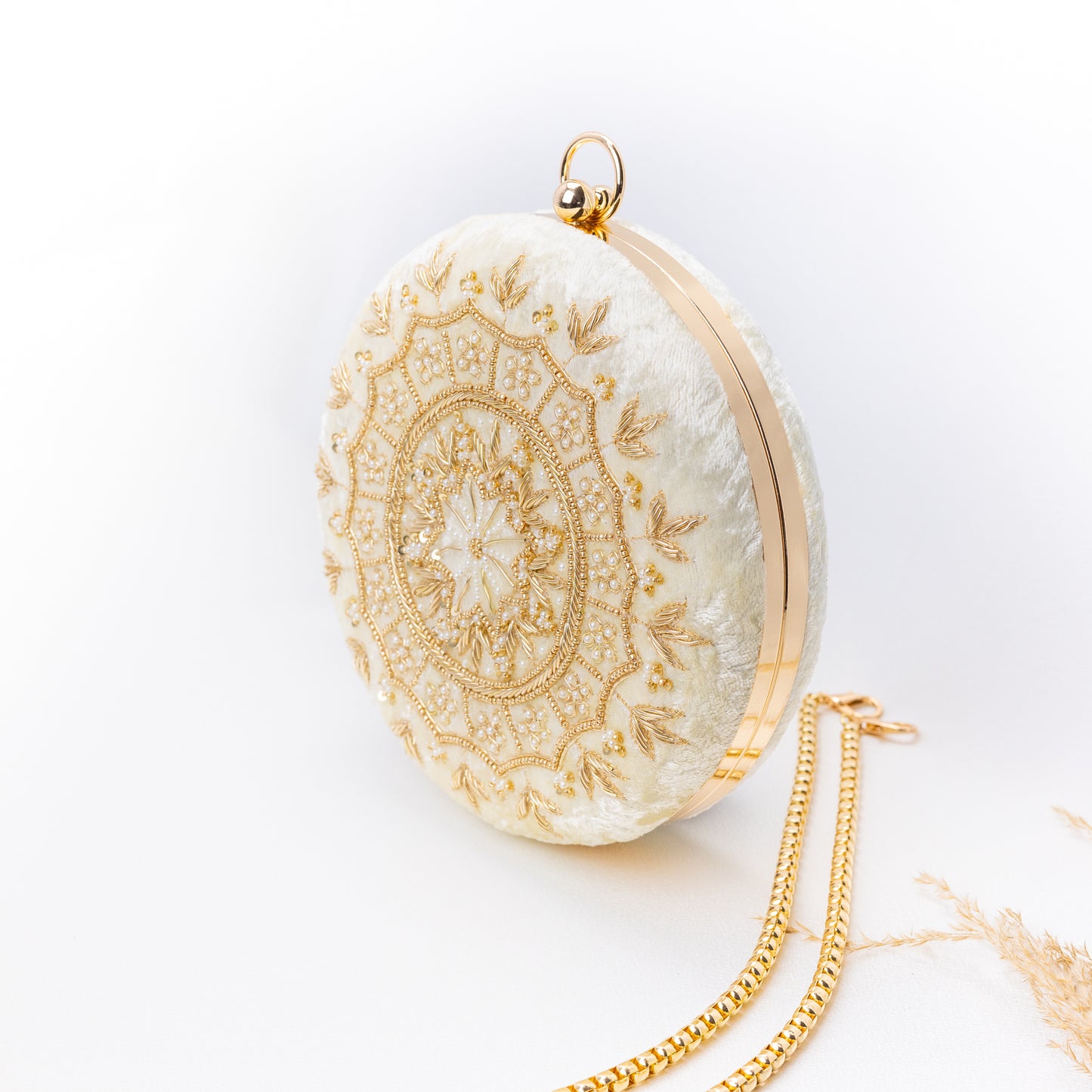 Cream Round Velvet Clutch