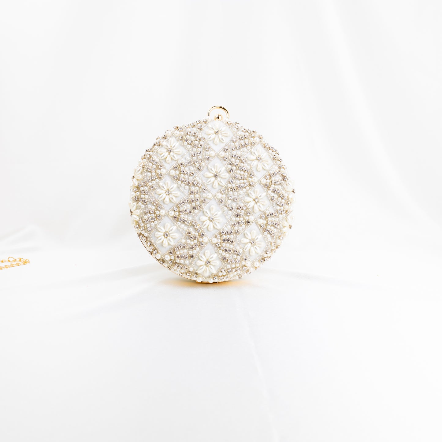 Amira Pearl Clutch