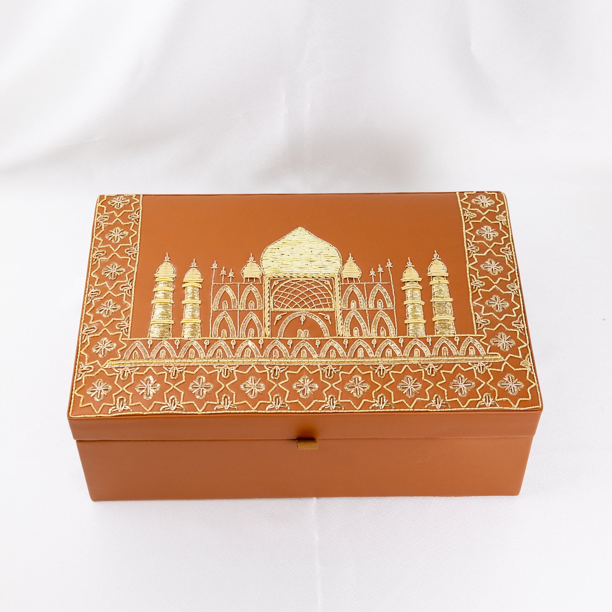 Taj Mahal Trousseau Box- White – Noor Zaara